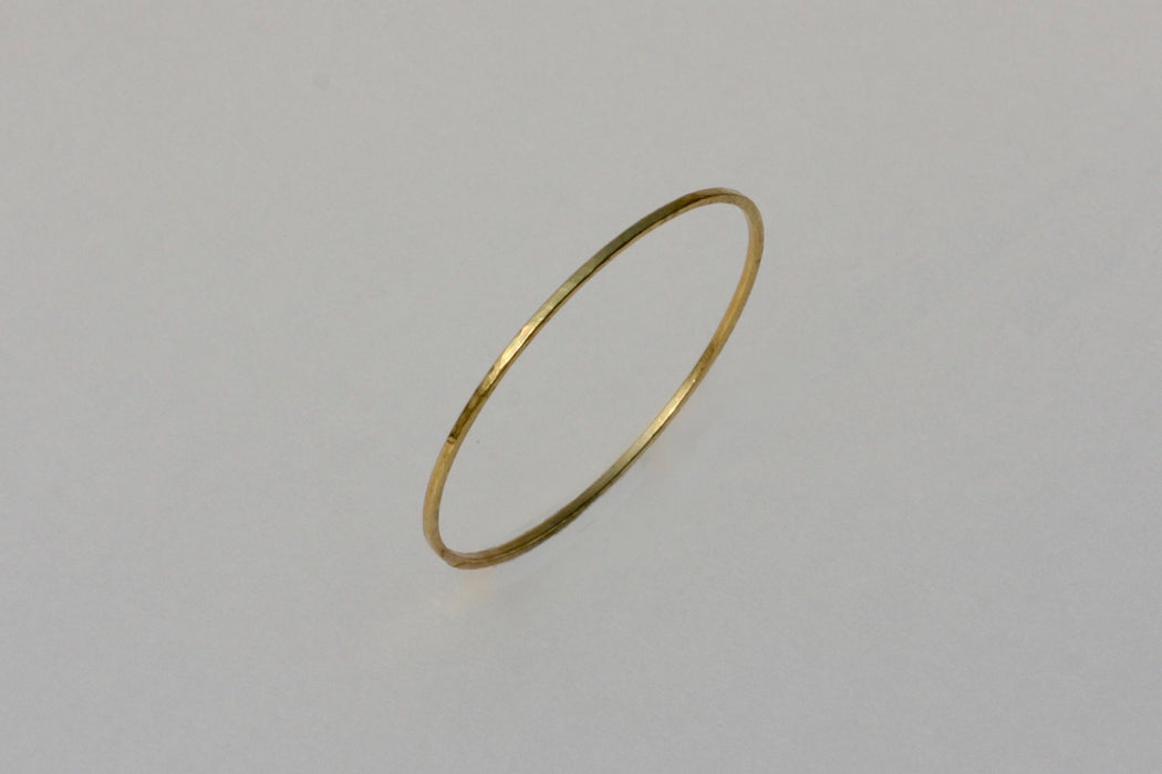 18K Gold Bangle